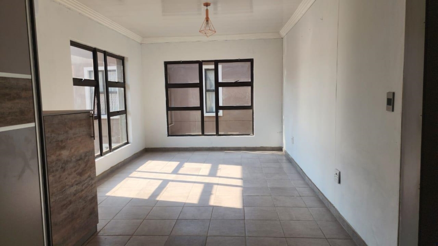 5 Bedroom Property for Sale in Waterkloof A H North West